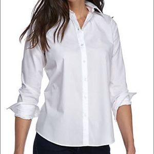 NWT Kim Rogers No Iron Button Down 🤍